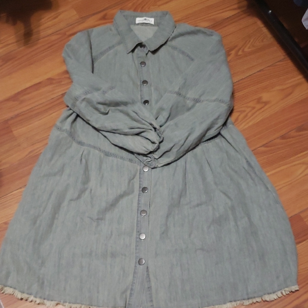 NATURAL LIFE DENIM Gray Button-Up Long Sleeve‎ BOHO Raw hem Dress